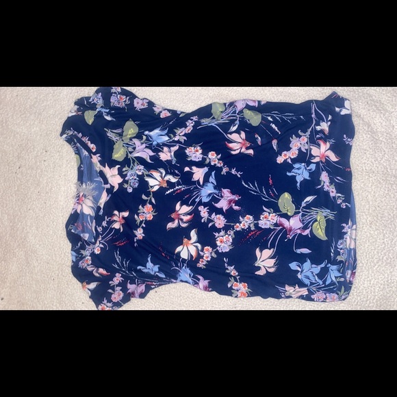 Maternity shirts - Picture 2 of 2